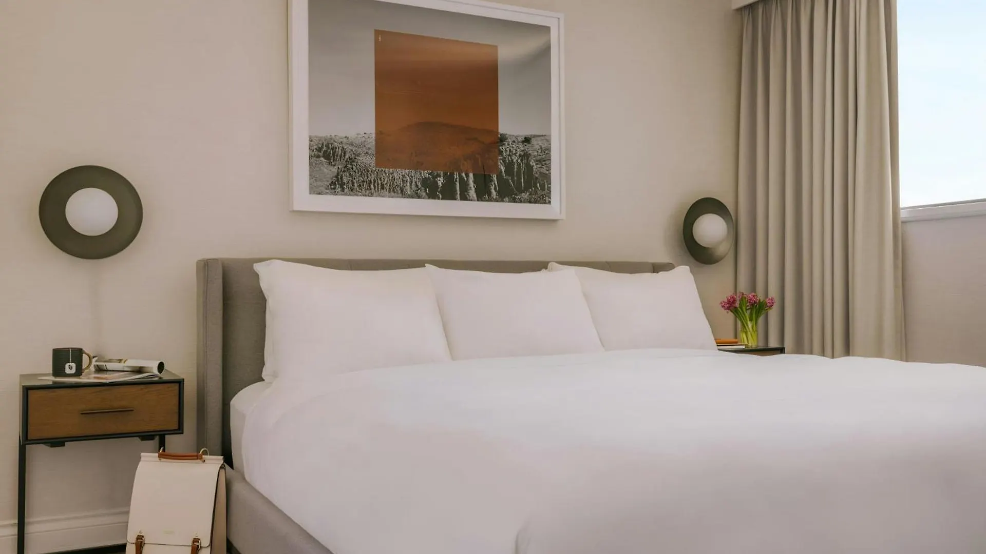 Sonder The Sunset Aparthotel Vancouver 3*,