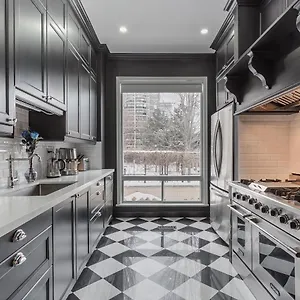 E Residential Luxury Canadá